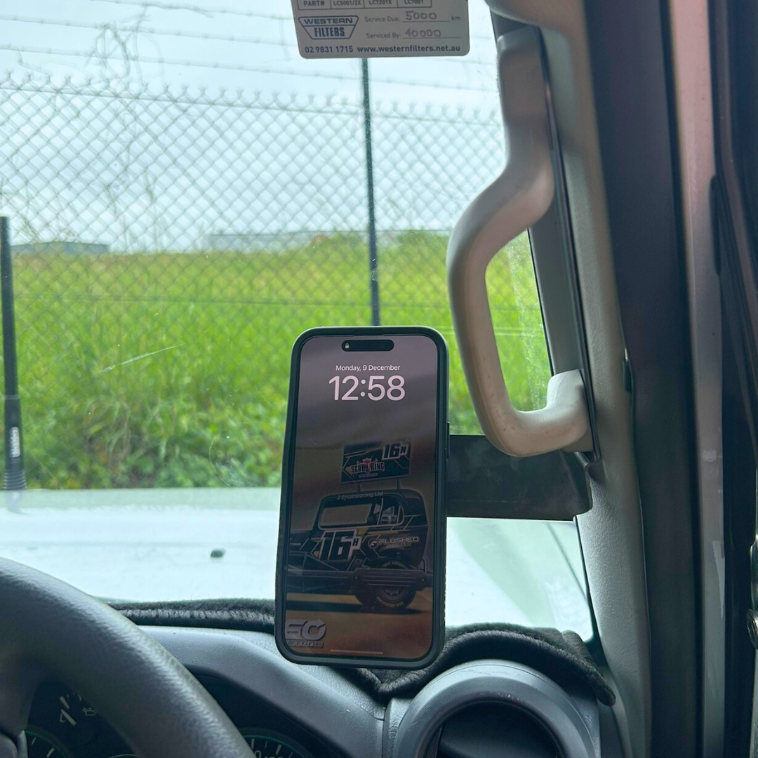 Toyota Land Cruiser 79 Series Single Cab Phone Mount