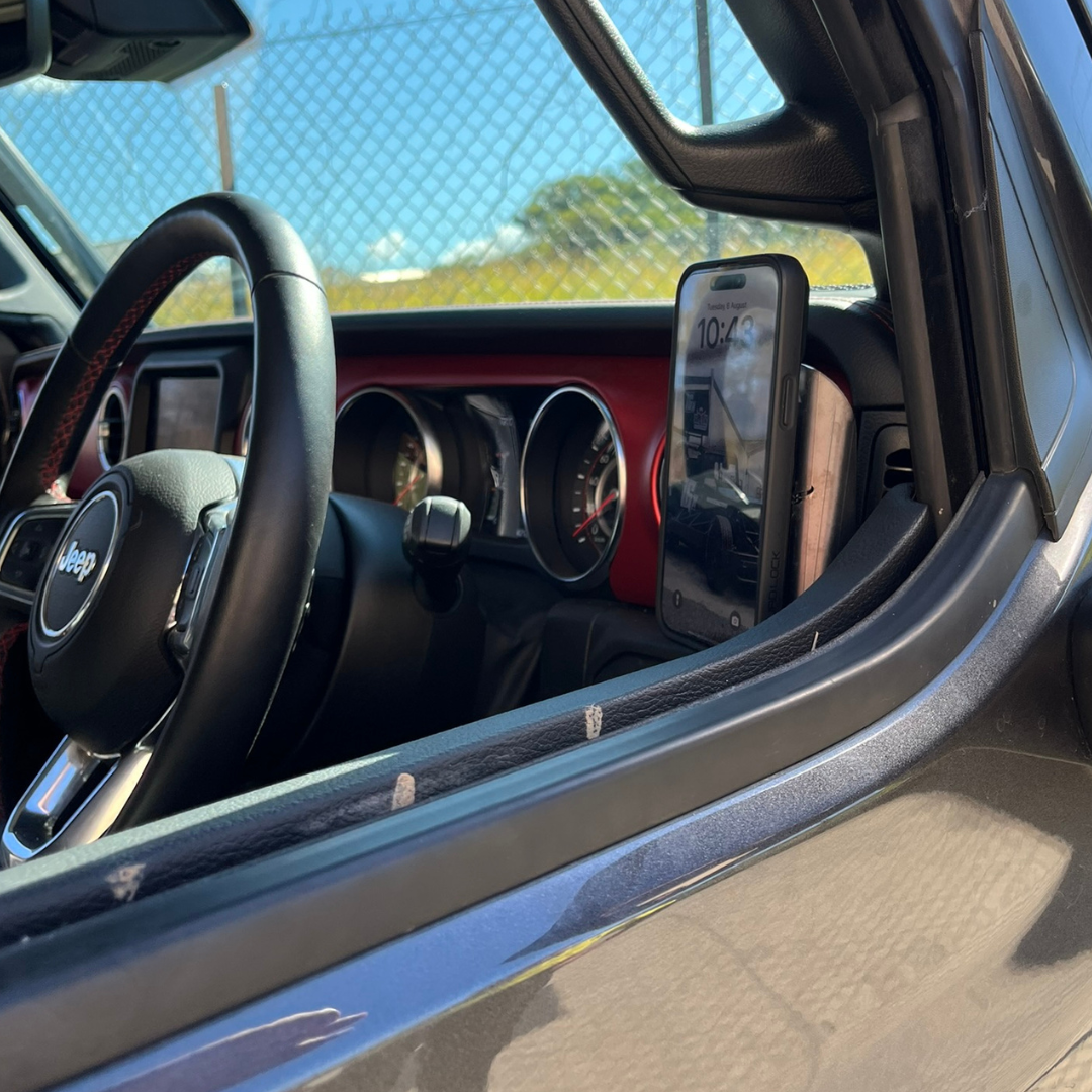 Jeep Gladiator Phone Mount