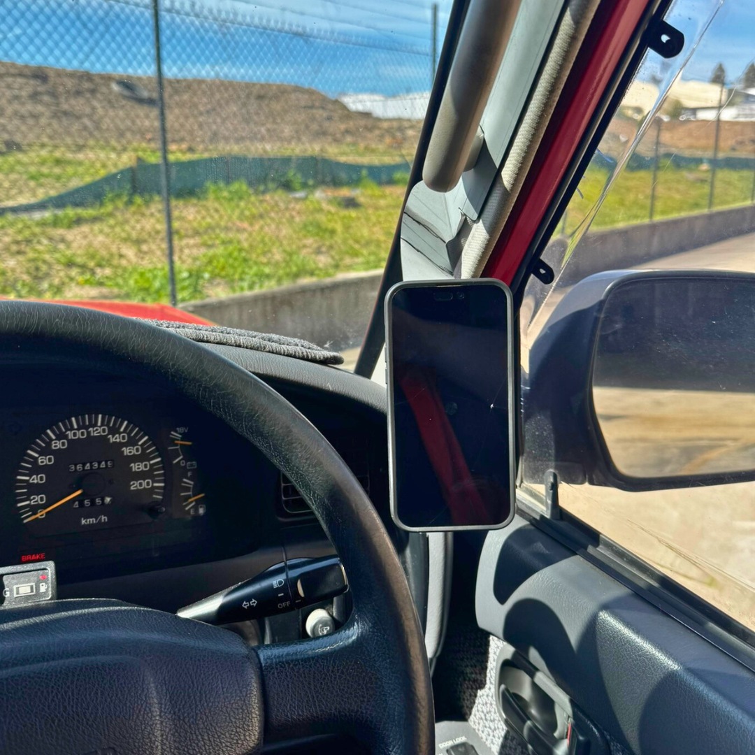 Toyota Land Cruiser 80 Series Phone Mount