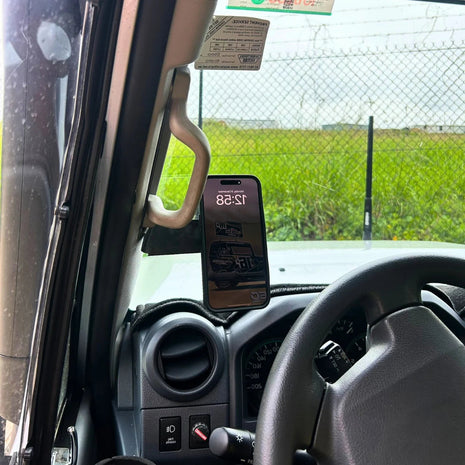 Toyota Land Cruiser 79 & 78 Series Single Cab Phone Mount - LHD