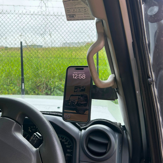 Toyota Land Cruiser 79 Series Dual Cab Phone Mount
