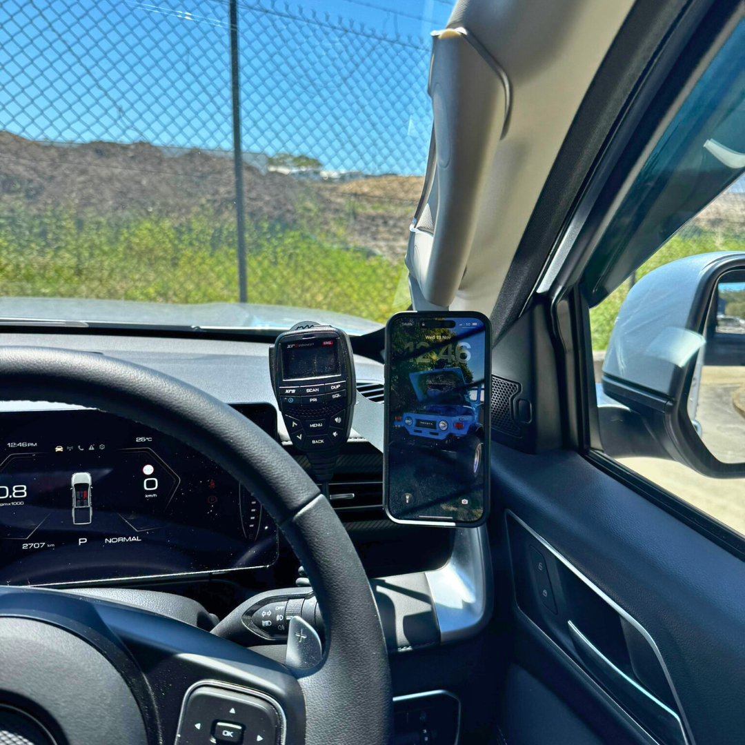 GWM Cannon Phone and UHF Mount