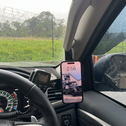 2022-2024 Mitsubishi Pajero Sport Phone and UHF Mount