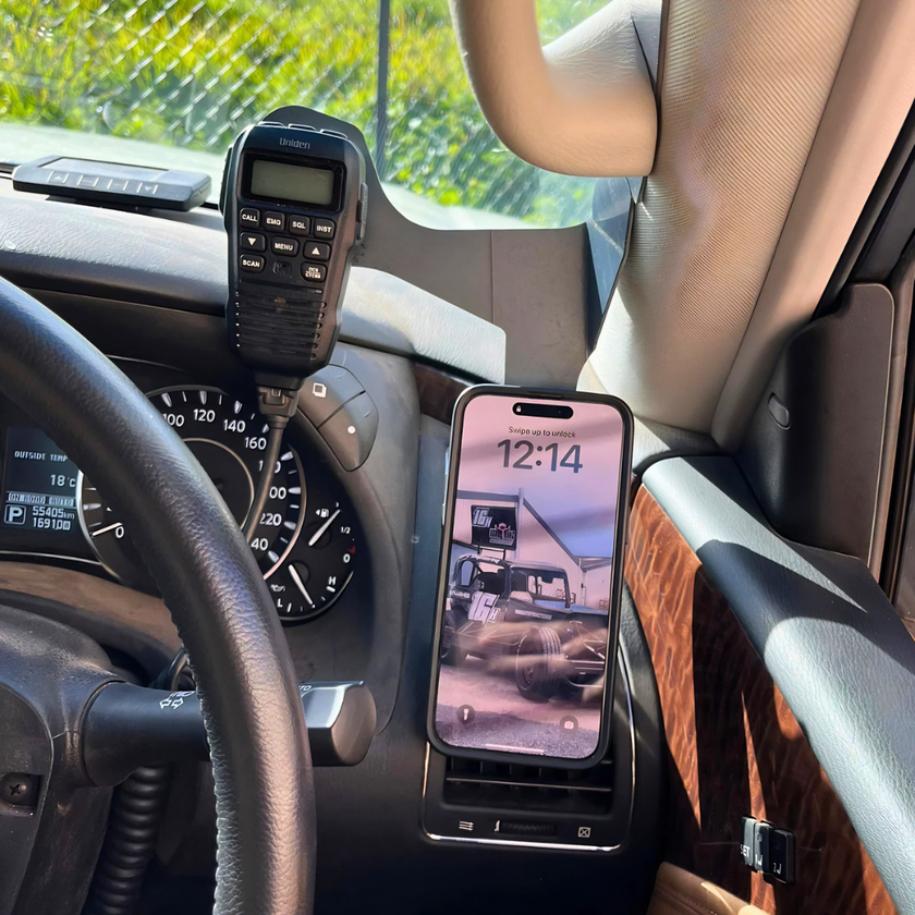 Nissan Patrol Y62 Phone and UHF Mount