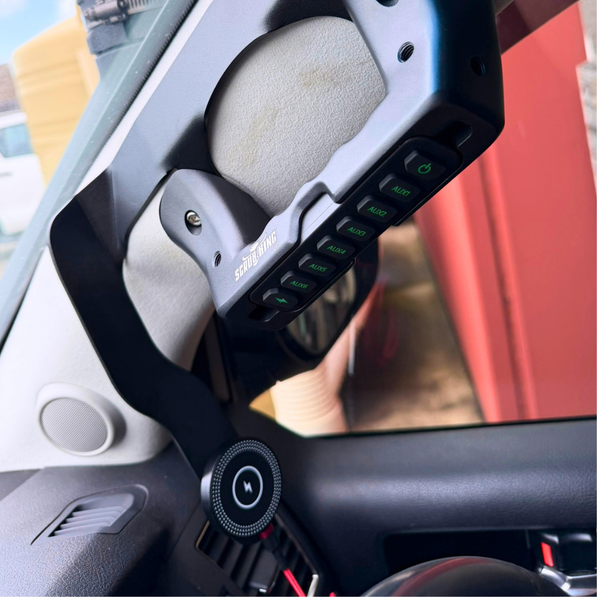 Toyota Land Cruiser 200 Series Phone Mount