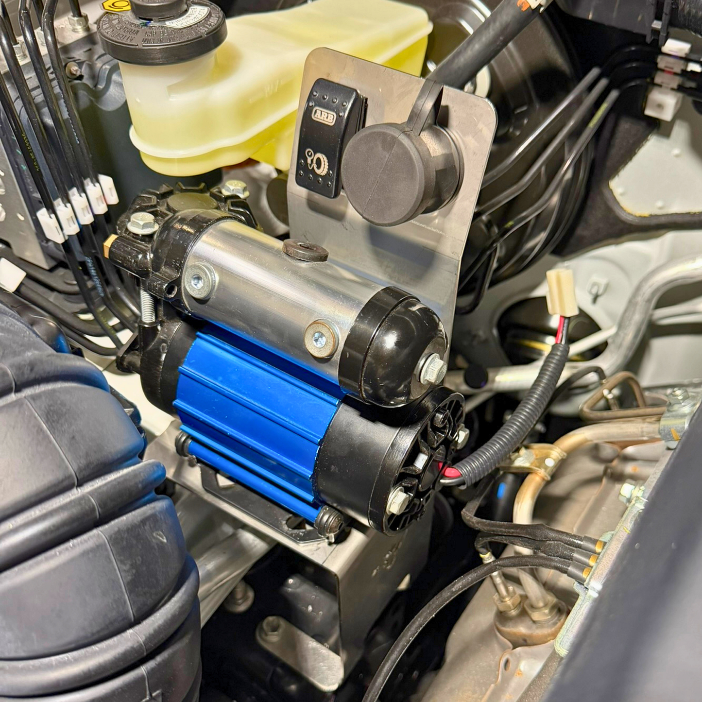 Toyota Hilux N90 - Engine Bay Air Compressor Mount