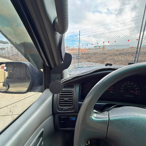 Toyota Land Cruiser 105 Series Phone Mount - LHD