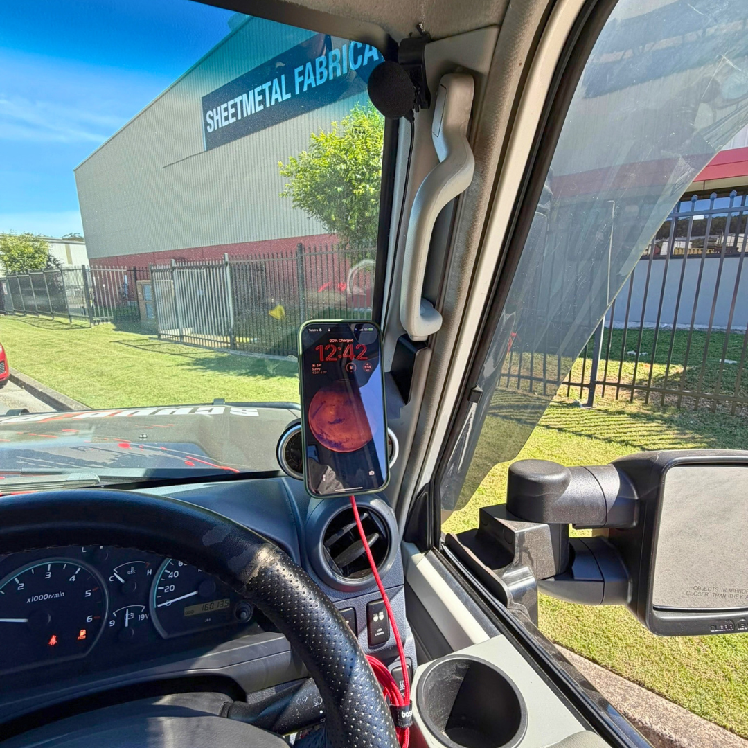 Toyota Land Cruiser 79 Series Dual Cab Phone Mount