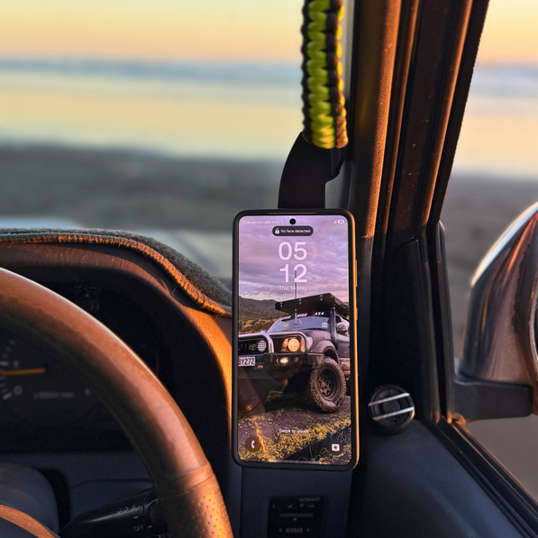 Toyota Prado 90 Series Phone Mount