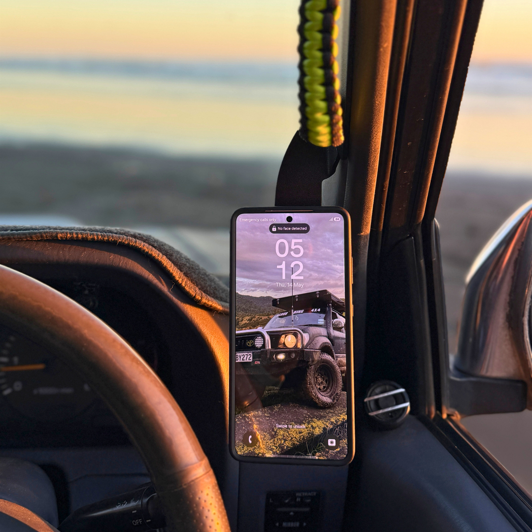 Toyota Prado 90 Series Phone Mount