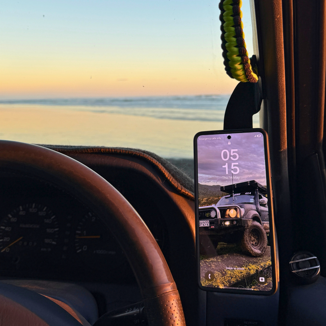 Toyota Prado 90 Series Phone Mount