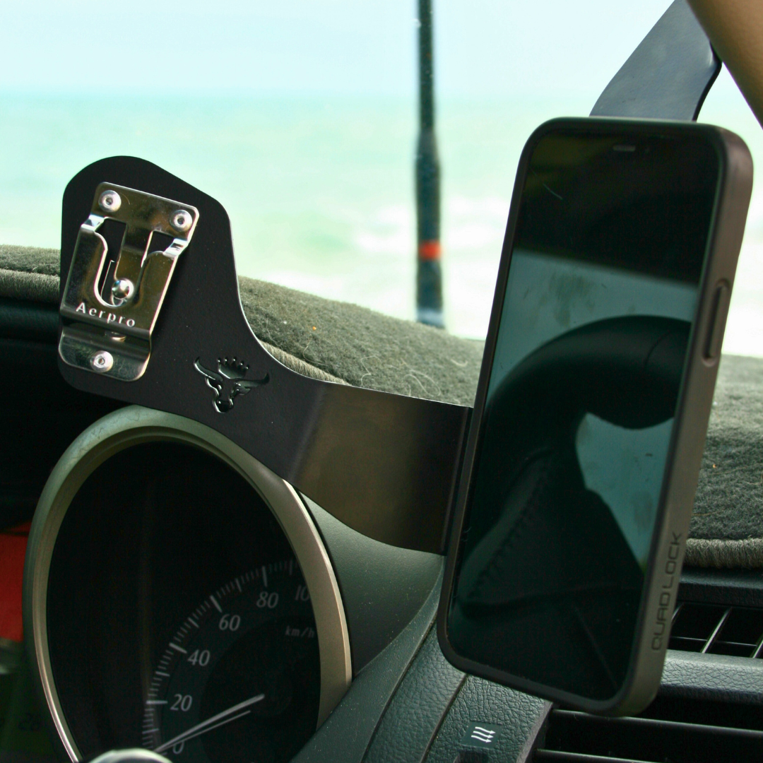 Toyota Prado 150 Phone and UHF Mount