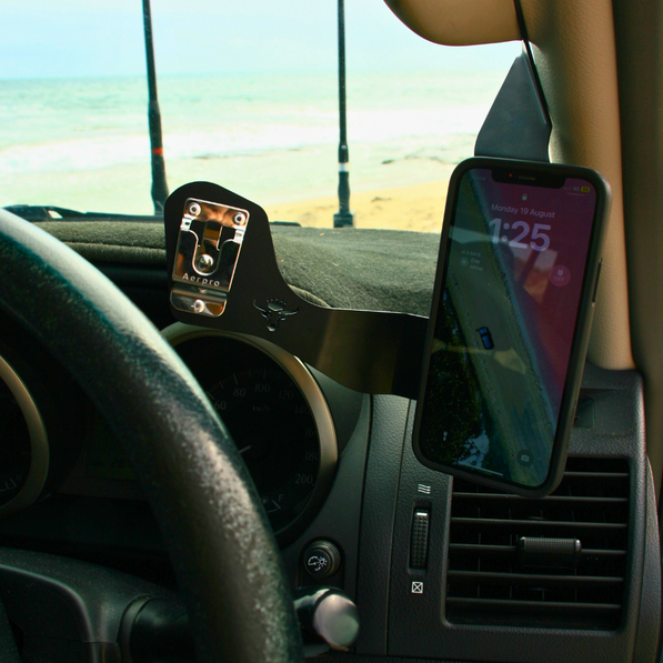 Toyota Prado 150 Phone and UHF Mount