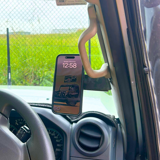 Toyota Land Cruiser 79 Series Single Cab Phone Mount