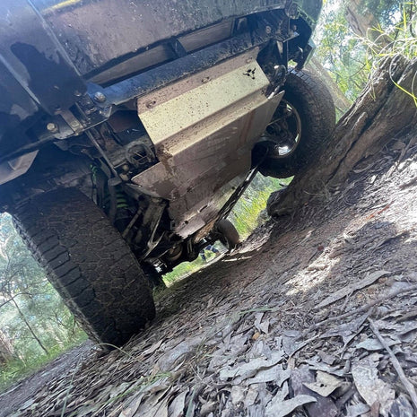 Isuzu D-MAX RT 4mm Stainless: Front, Sump and Transmission Bash Plates