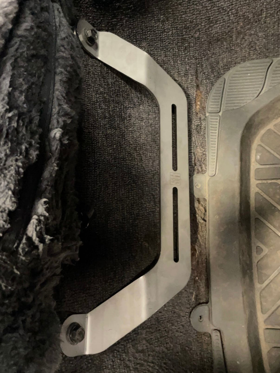 Toyota Landcruiser 80 Series Fire Extinguisher Bracket Scrub King