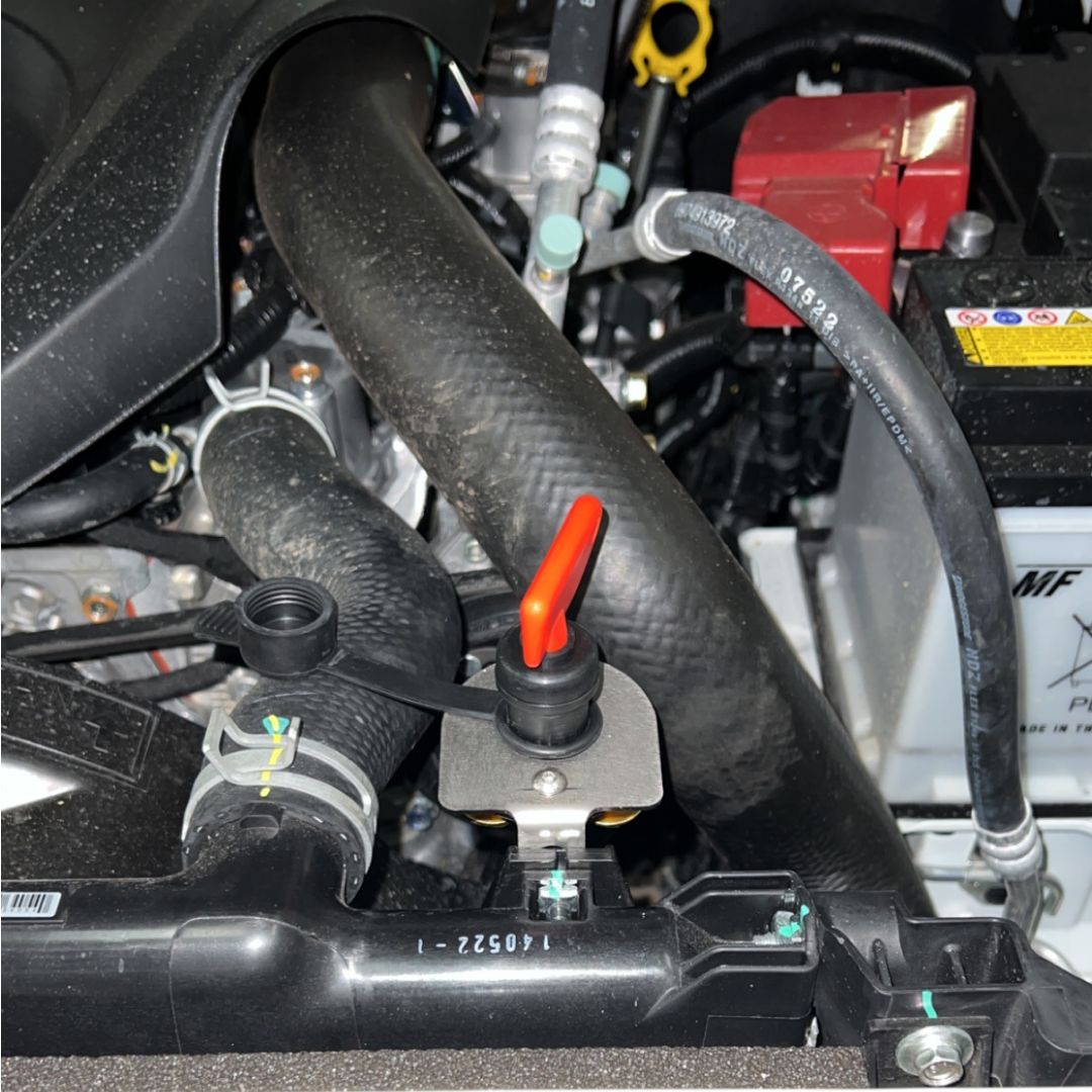 2021-2025 Isuzu D-MAX & MU-X 12V Winch/Battery Isolator Switch & Mount
